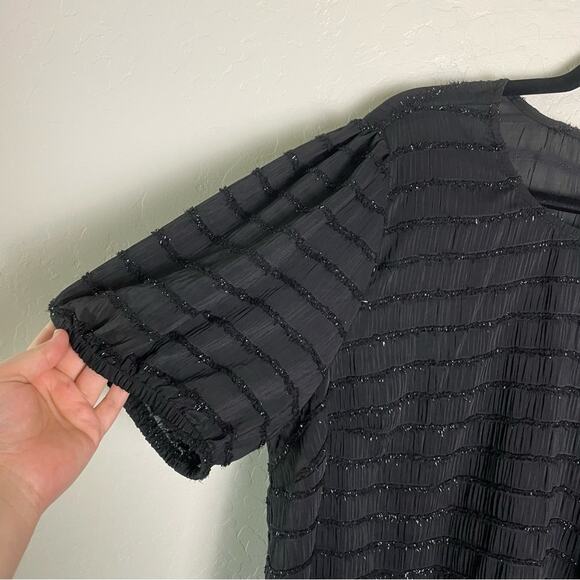 Torrid Black Abbey Lurex Chiffon Puff Short Sleeve Top 2X NWT 19132800 - Picture 6 of 13